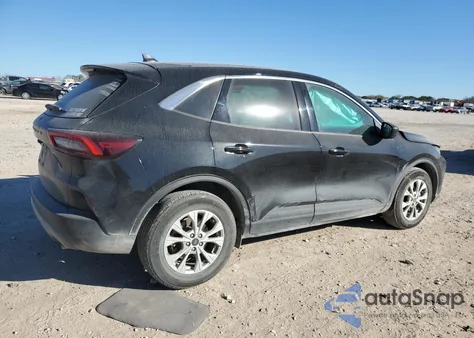 2023 Ford Escape Active z USA, uszkodzony, nr VIN 1FMCU0GN4PUA85619